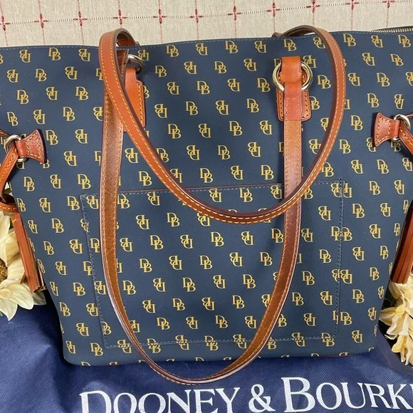 Dooney & Bourke Navy DB Monogram Tassel Executive Tote XL Handbag NG1566 NV New - Picture 4 of 12